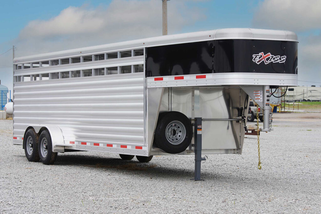 Express STK 6824 stock trailer - curbside front