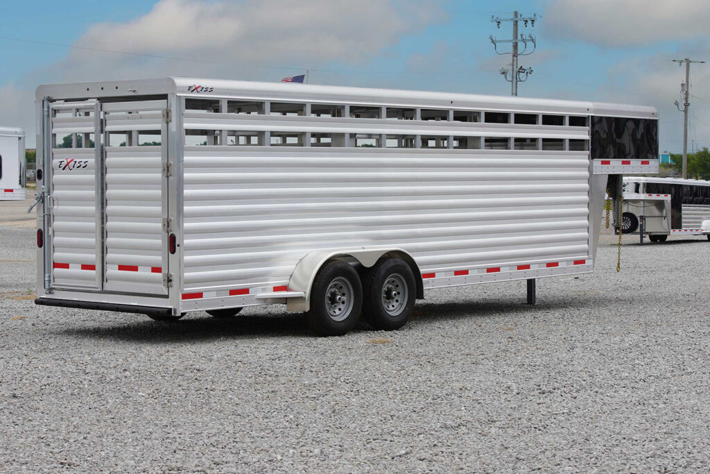 Express STK 6824 stock trailer - curbside rear