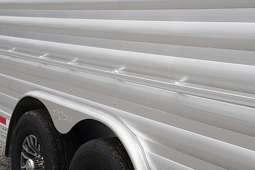 Tie rail on STC trailers